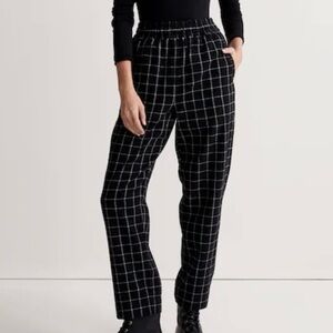 Madewell Huston Pull-On Tapered Pants in Plaid Size M